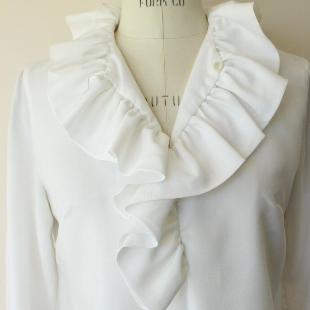 Vintage 1960s Blouse, Teddi of California White Ruffle Collar Top, Zipper Back - Picture 9 of 10